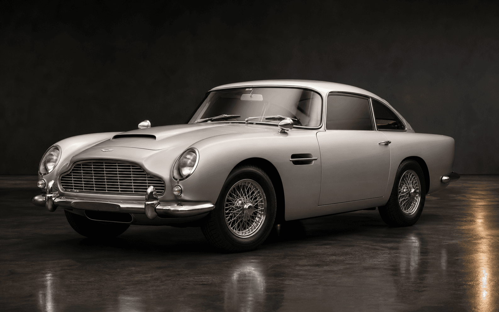 Exterior de Aston Martin DB5 1964